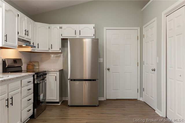 115 sunnyside Drive, Charlestown, IN 47111