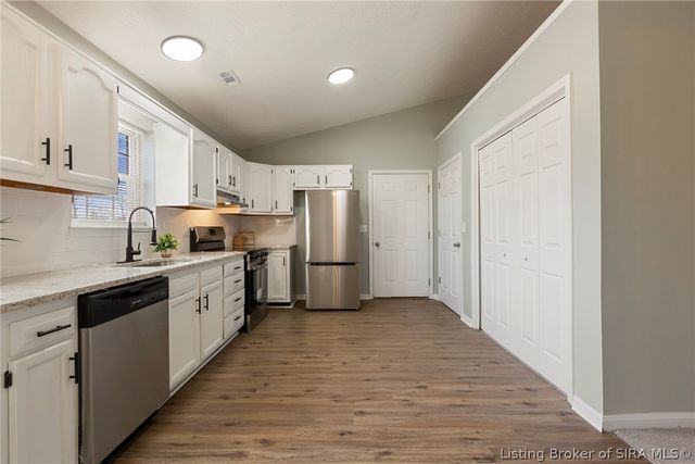 115 sunnyside Drive, Charlestown, IN 47111