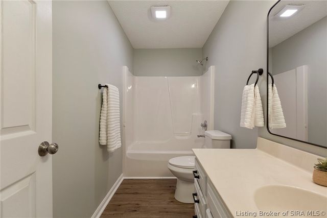 115 sunnyside Drive, Charlestown, IN 47111