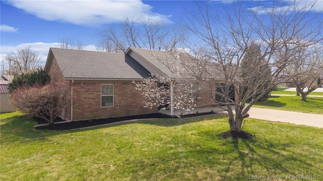 115 sunnyside Drive, Charlestown, IN 47111