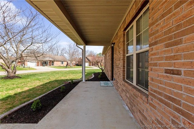 115 sunnyside Drive, Charlestown, IN 47111