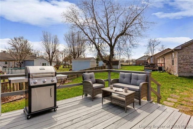 115 sunnyside Drive, Charlestown, IN 47111