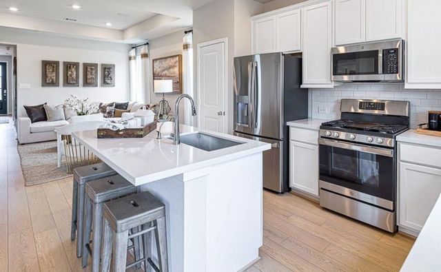 21930 Sam Raburn Drive, Tomball, TX 77375