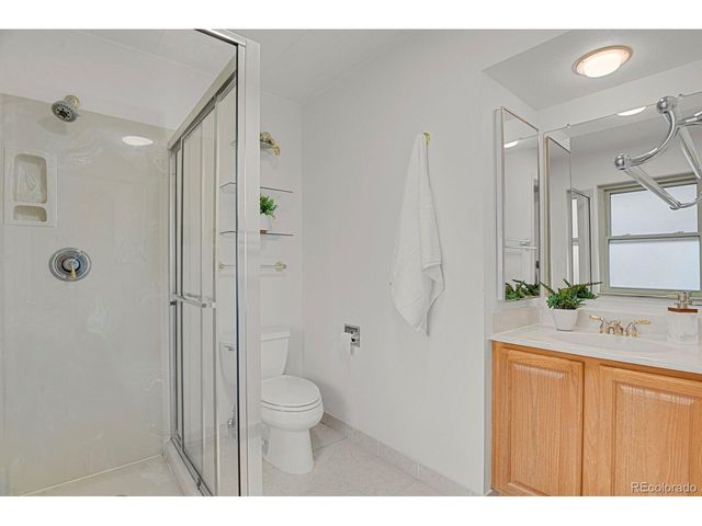 12414 W Florida Dr, Lakewood, CO 80228