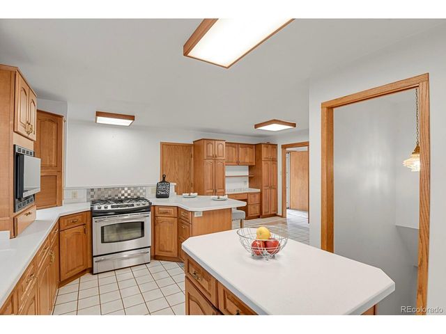 12414 W Florida Dr, Lakewood, CO 80228