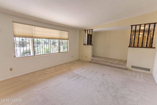 6220 N Placita Avila, Tucson, AZ 85718