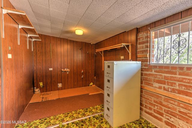 6220 N Placita Avila, Tucson, AZ 85718