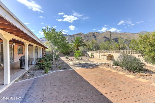 6220 N Placita Avila, Tucson, AZ 85718