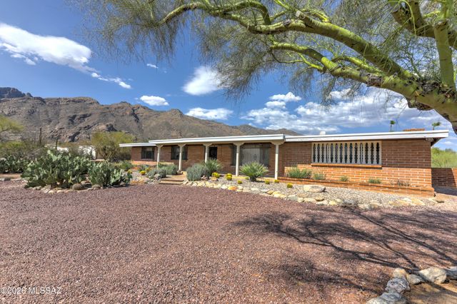 6220 N Placita Avila, Tucson, AZ 85718