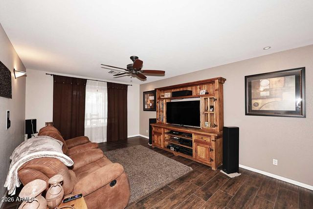 12218 N 50TH Avenue, Glendale, AZ 85304