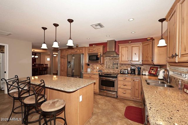 12218 N 50TH Avenue, Glendale, AZ 85304