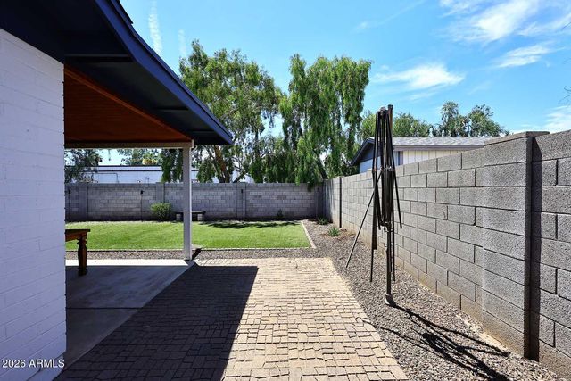 12218 N 50TH Avenue, Glendale, AZ 85304