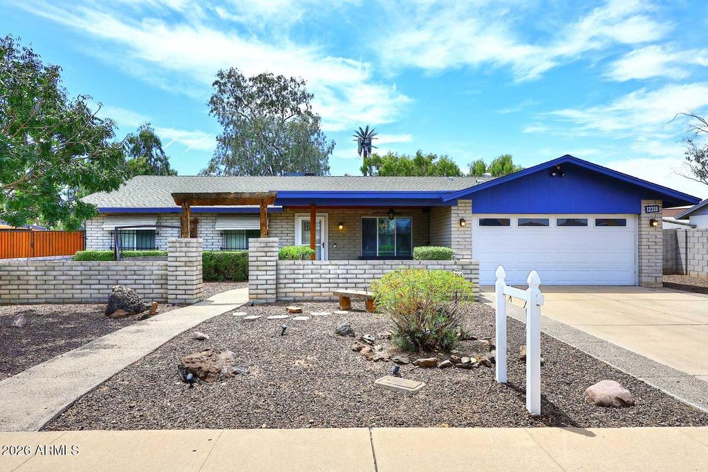 12218 N 50TH Avenue, Glendale, AZ 85304
