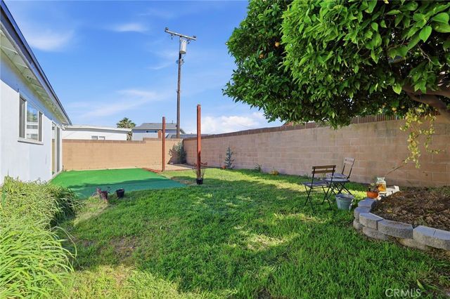 1628 E Abbottson, Carson, CA 90746