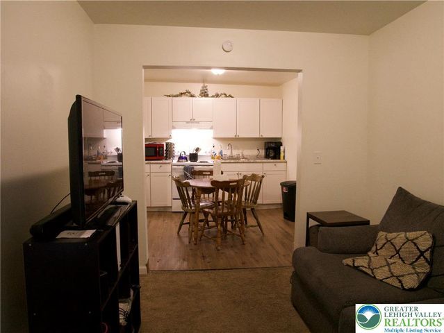 86 Garibaldi Avenue, Roseto Boro, PA 18013