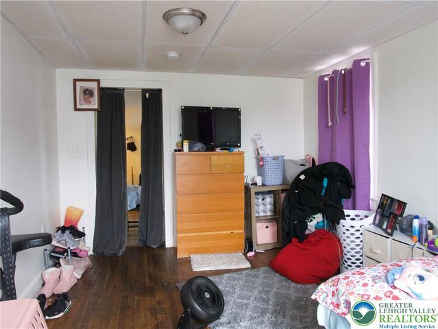 86 Garibaldi Avenue, Roseto Boro, PA 18013