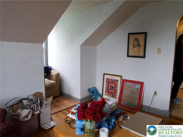 86 Garibaldi Avenue, Roseto Boro, PA 18013