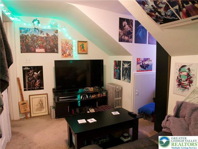 86 Garibaldi Avenue, Roseto Boro, PA 18013