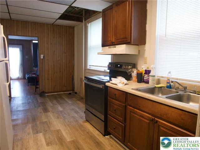 86 Garibaldi Avenue, Roseto Boro, PA 18013