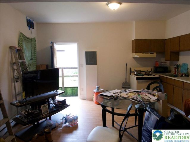 86 Garibaldi Avenue, Roseto Boro, PA 18013