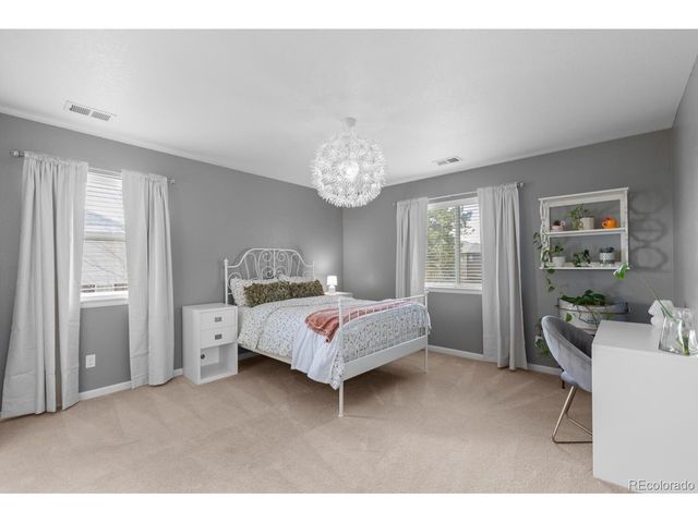 23753 E Briarwood Dr, Aurora, CO 80016