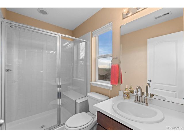 23753 E Briarwood Dr, Aurora, CO 80016