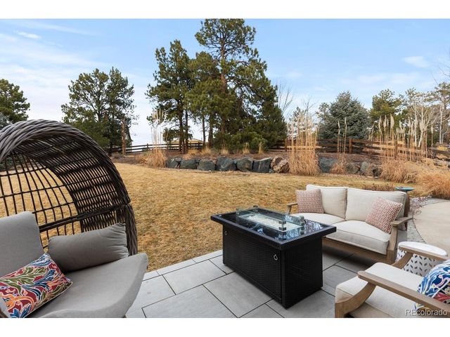 23753 E Briarwood Dr, Aurora, CO 80016