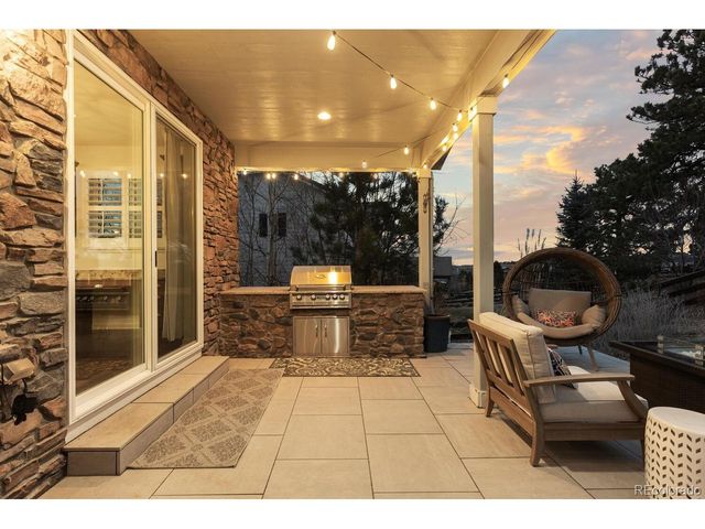 23753 E Briarwood Dr, Aurora, CO 80016