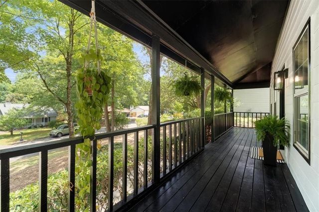 385 Roswell Farms Road, Roswell, GA 30075