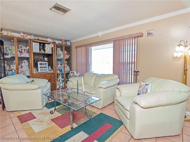 2111 Pasco Drive, Sebring, FL 33870