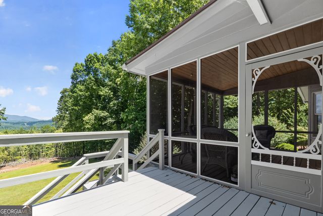 330 Scarlet Lane, Lakemont, GA 30552
