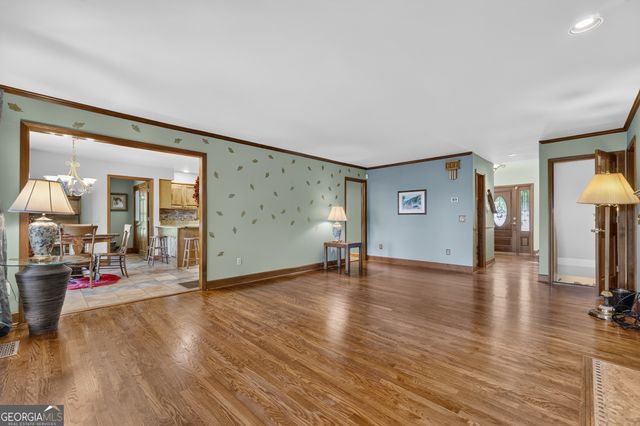 330 Scarlet Lane, Lakemont, GA 30552