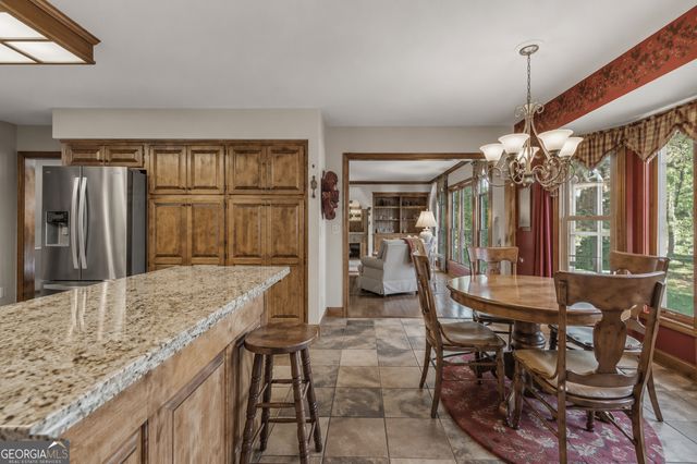 330 Scarlet Lane, Lakemont, GA 30552