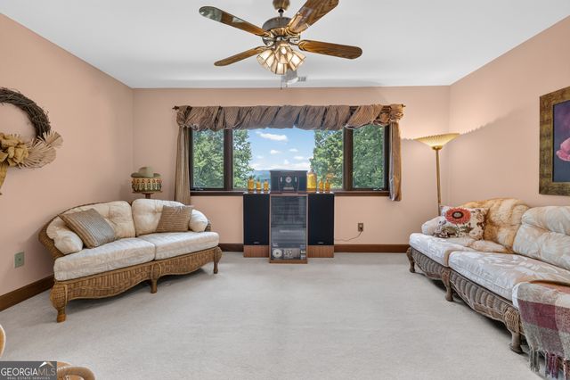 330 Scarlet Lane, Lakemont, GA 30552