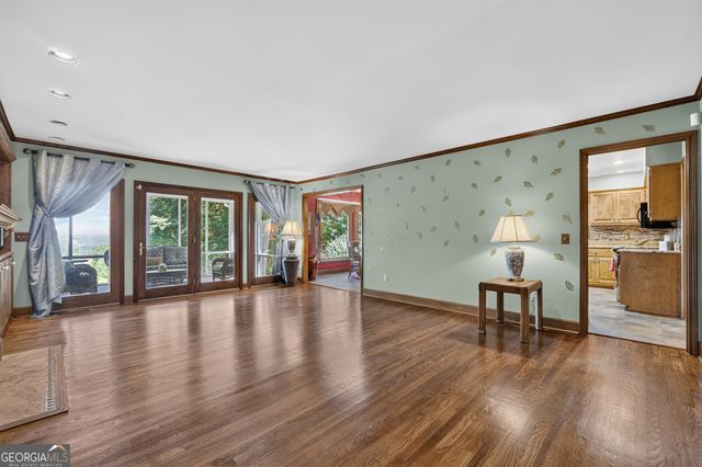330 Scarlet Lane, Lakemont, GA 30552
