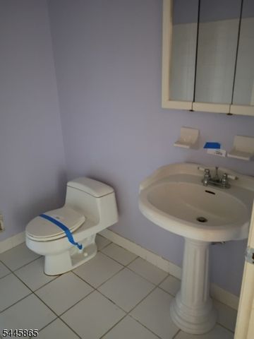9 Nautilus Blvd, Lacey Twp., NJ 08731