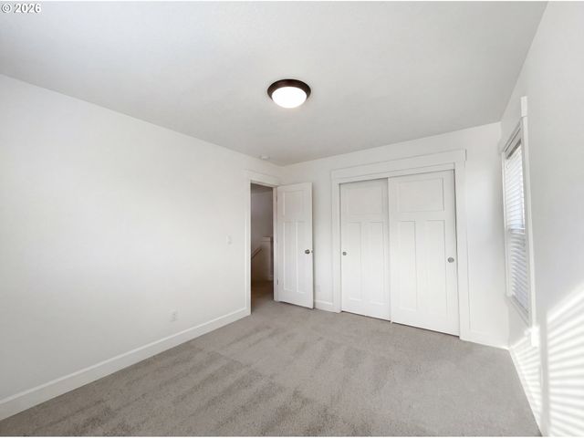 12779 LINDSAY ANNE Ln, Oregon City, OR 97045