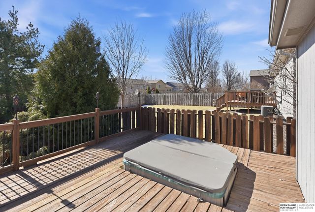 18681 Allan Street, Omaha, NE 68135