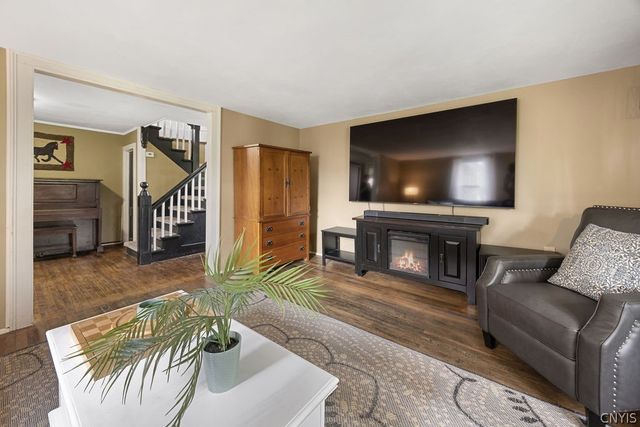35 Burton Street, Cazenovia, NY 13035