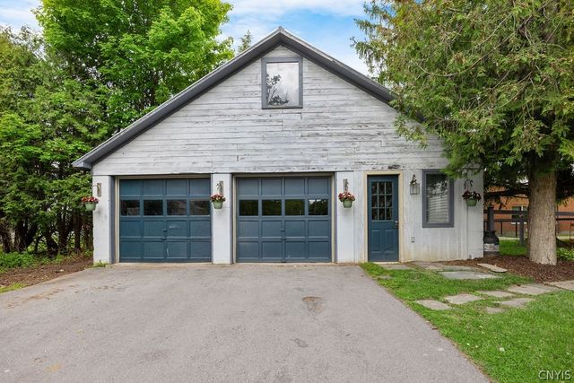 35 Burton Street, Cazenovia, NY 13035
