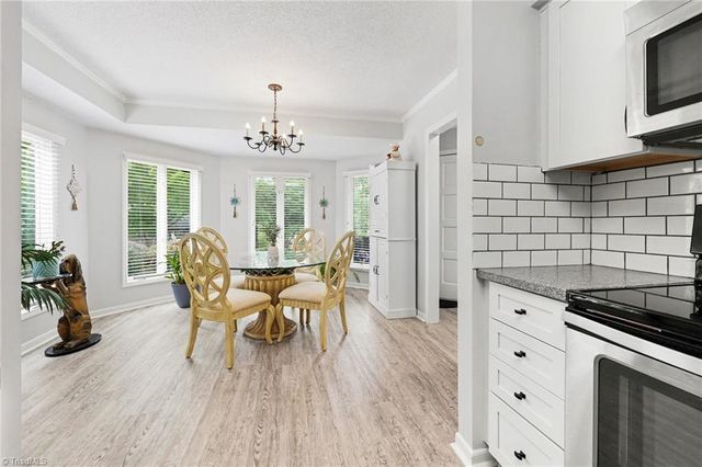 132 Breckindale Circle, Winston-salem, NC 27104