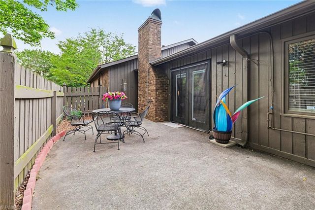 132 Breckindale Circle, Winston-salem, NC 27104
