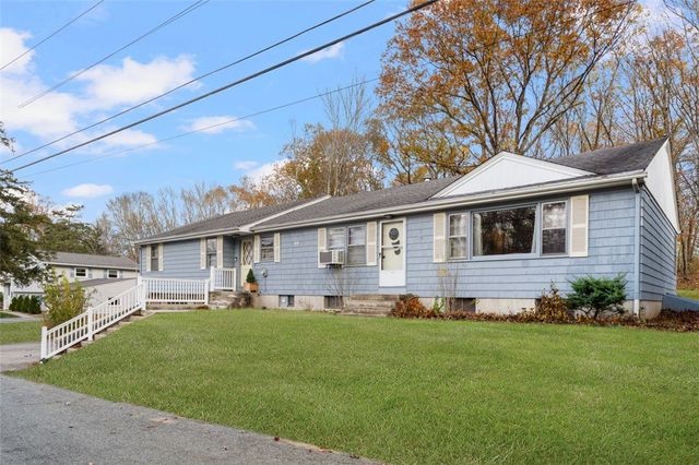 19 Cedarcrest Drive, Preston, CT 06365