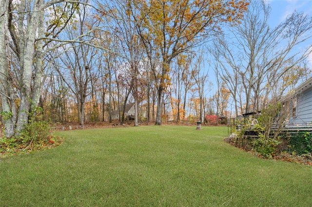 19 Cedarcrest Drive, Preston, CT 06365