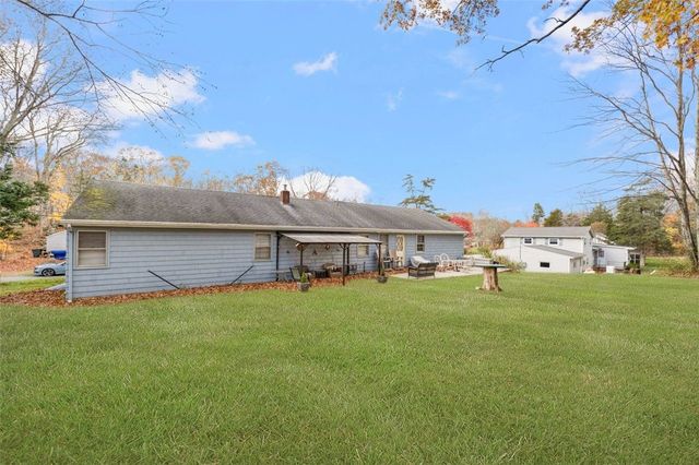 19 Cedarcrest Drive, Preston, CT 06365