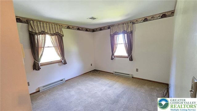 4102 Sycamore Drive, Lehigh Twp, PA 18067
