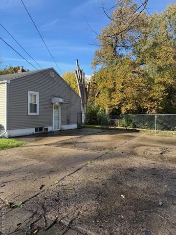 3112 W Mott Avenue, Flint, MI 48504
