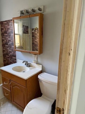 3112 W Mott Avenue, Flint, MI 48504