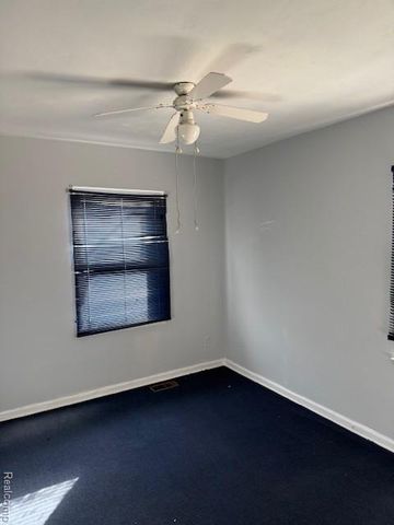 3112 W Mott Avenue, Flint, MI 48504