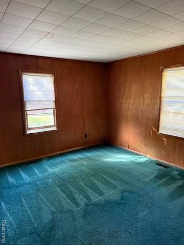 3112 W Mott Avenue, Flint, MI 48504